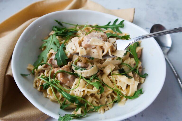 One-Pot Creamy Chicken Alfredo Pasta