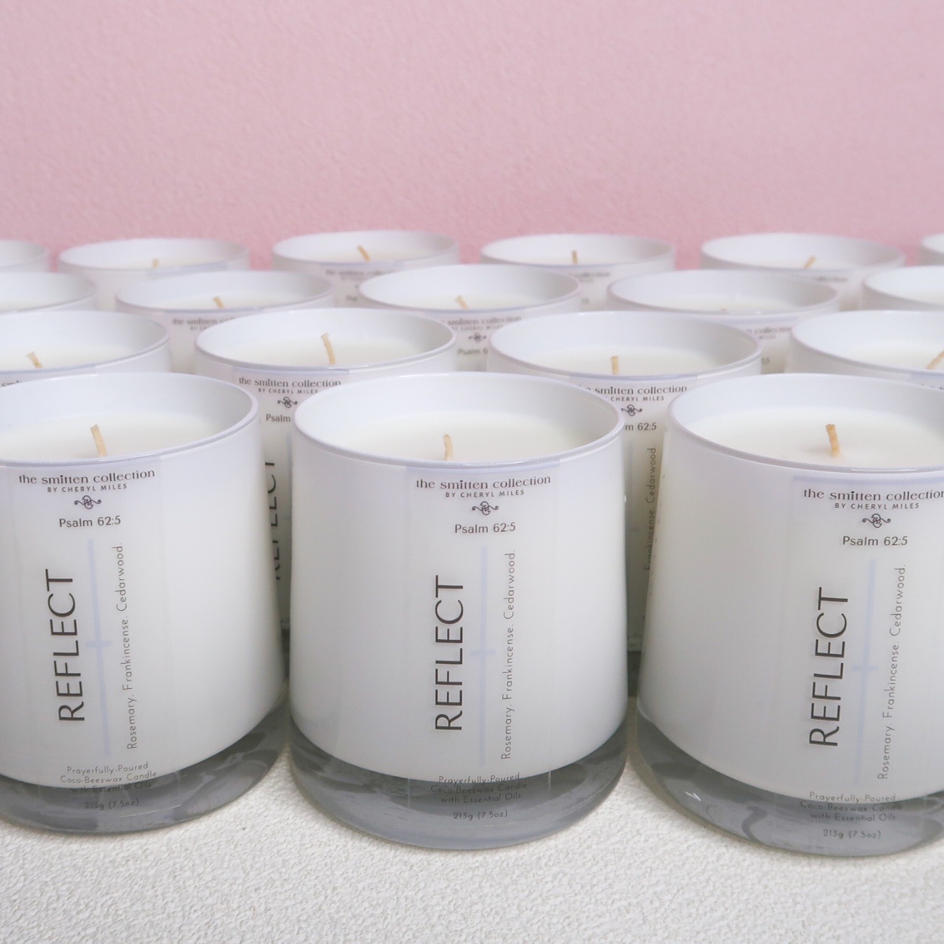 Reflect is a bible verse inspired coco-beeswax candle with rosemary, frankincense and cedarwood essential oils 01