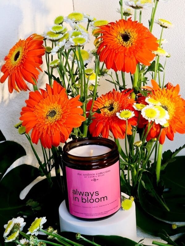 bloom_beeswax coconut candle_amber jar 3